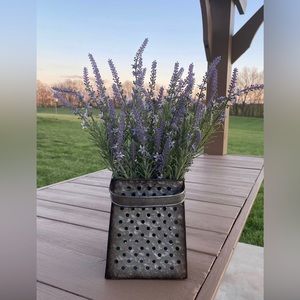 Farmhouse Metal cheese grater decor